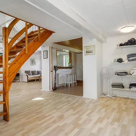 4 Bedroom In Holiday home Gudhjem
